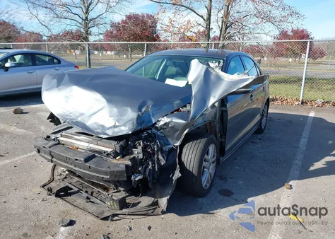 2014 Volkswagen Jetta 1.8T Se from USA, damaged, VIN 3VWD17AJ1EM315485